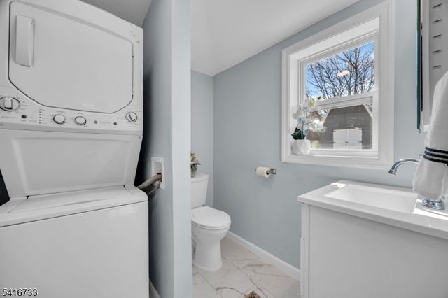 36 Lower Skillman Street, Hampton Boro, NJ 08827