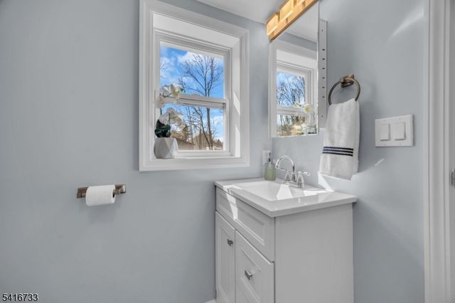 36 Lower Skillman Street, Hampton Boro, NJ 08827