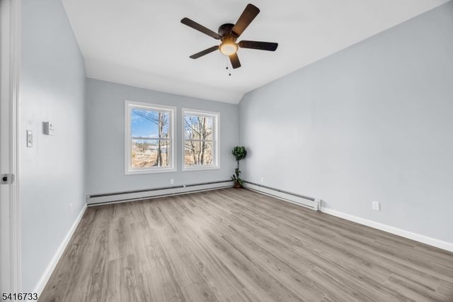 36 Lower Skillman Street, Hampton Boro, NJ 08827