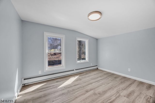 36 Lower Skillman Street, Hampton Boro, NJ 08827