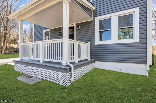 36 Lower Skillman Street, Hampton Boro, NJ 08827