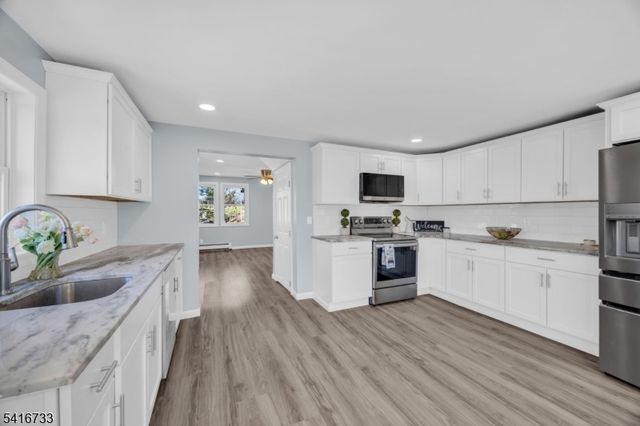 36 Lower Skillman Street, Hampton Boro, NJ 08827