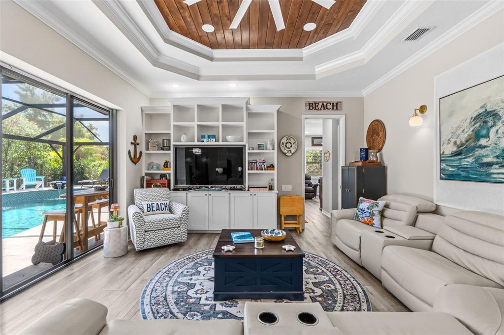Image 23 of property listing at 289 PETREL TRAIL, Bradenton, FL 34212