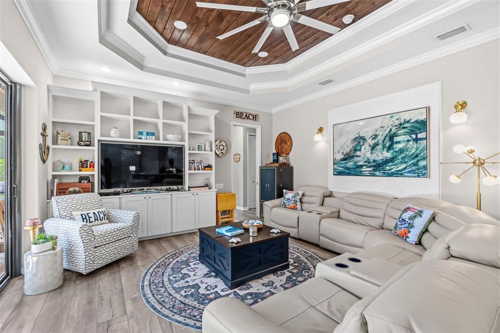 Image 24 of property listing at 289 PETREL TRAIL, Bradenton, FL 34212