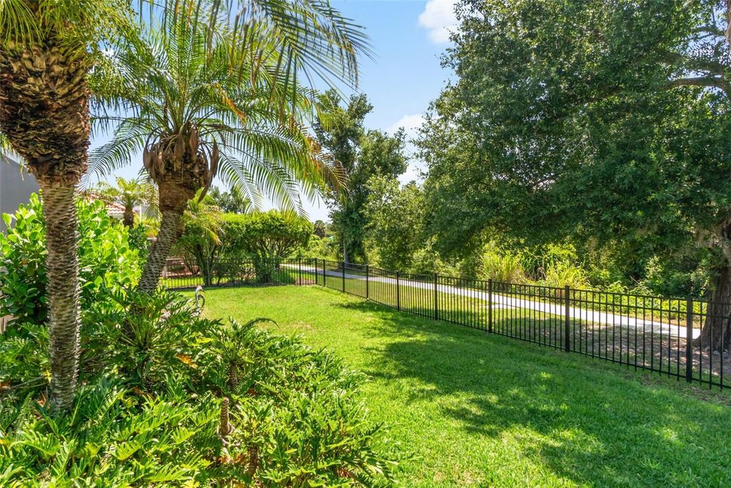 Image 53 of property listing at 289 PETREL TRAIL, Bradenton, FL 34212