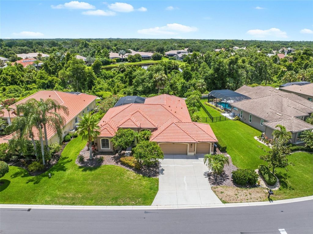 Image 58 of property listing at 289 PETREL TRAIL, Bradenton, FL 34212