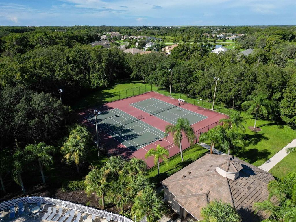 Image 78 of property listing at 289 PETREL TRAIL, Bradenton, FL 34212