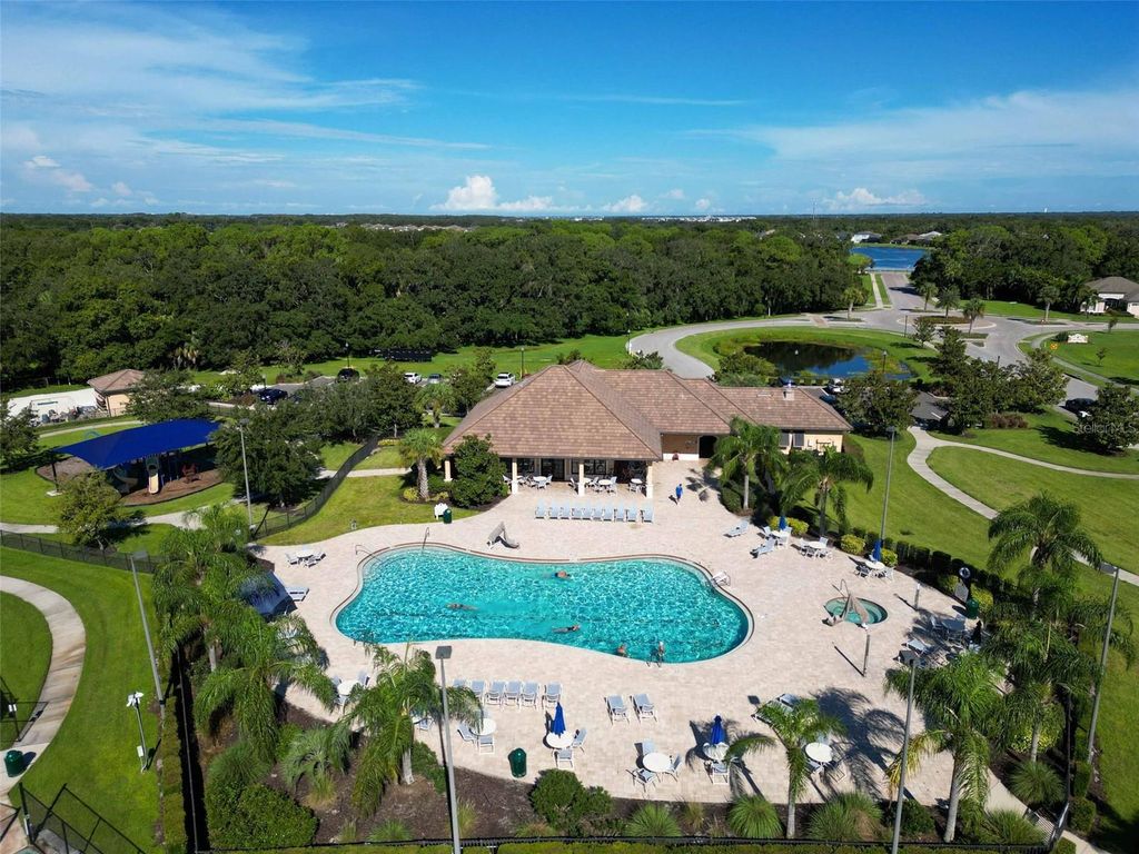 Image 83 of property listing at 289 PETREL TRAIL, Bradenton, FL 34212