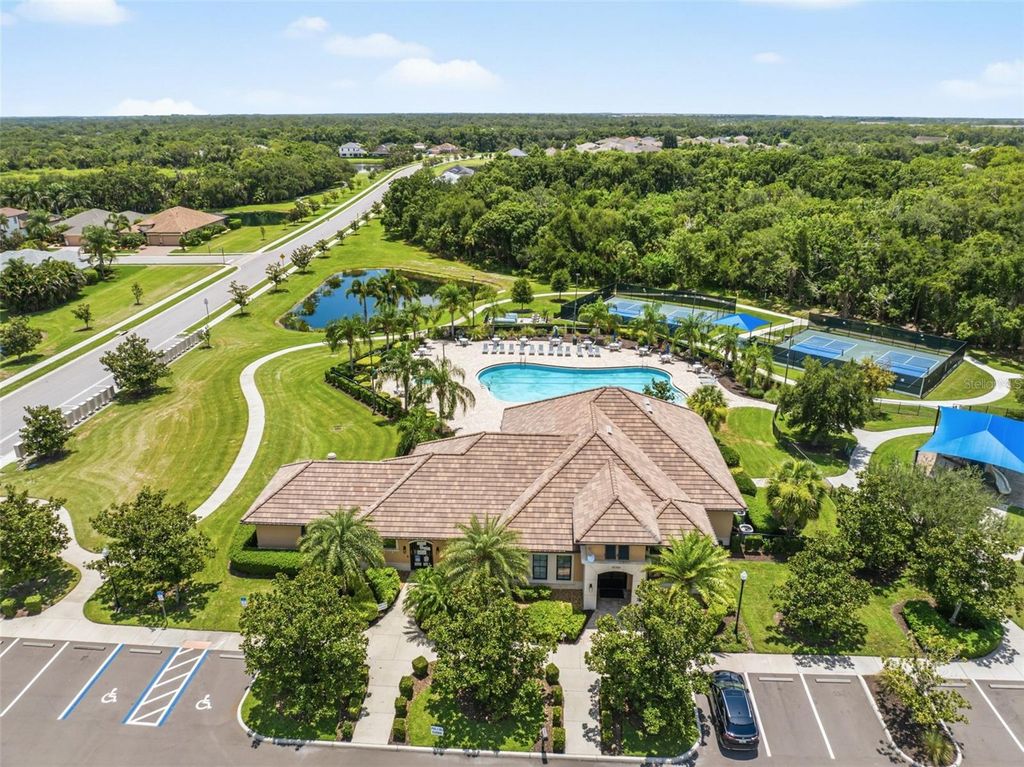 Image 91 of property listing at 289 PETREL TRAIL, Bradenton, FL 34212