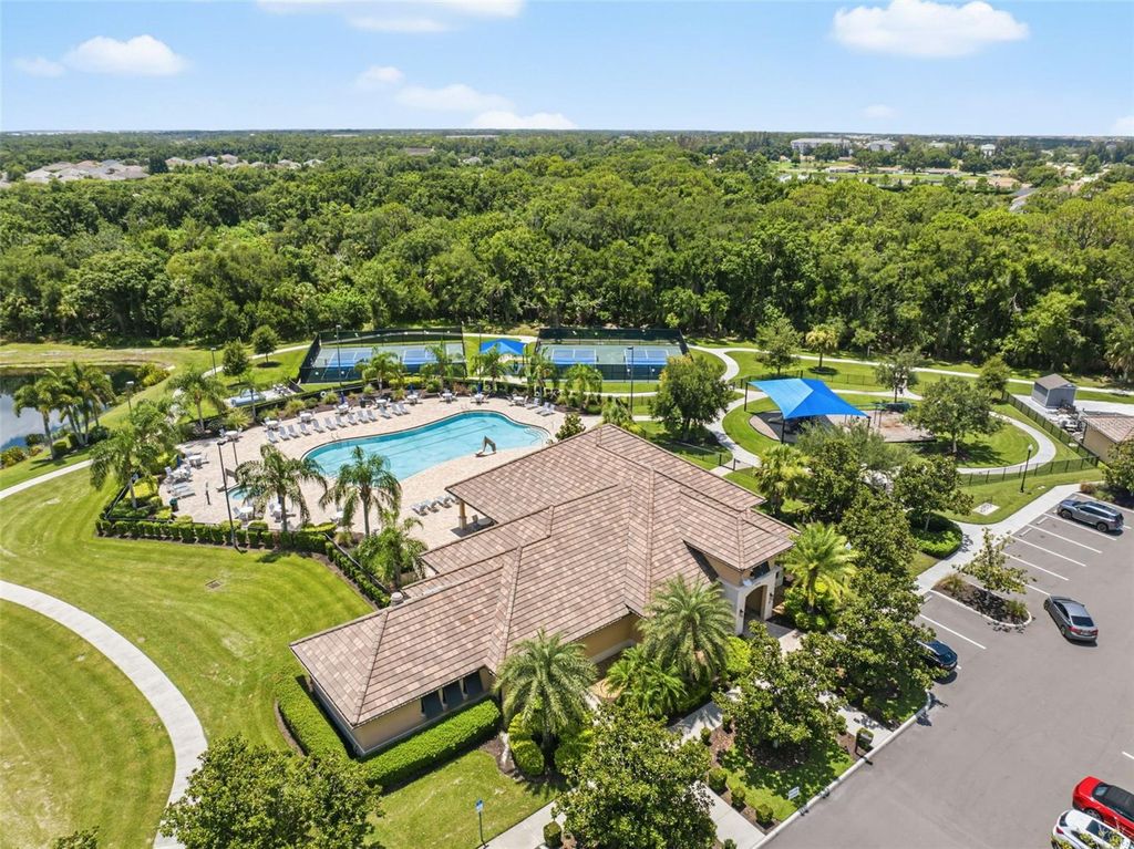 Image 92 of property listing at 289 PETREL TRAIL, Bradenton, FL 34212