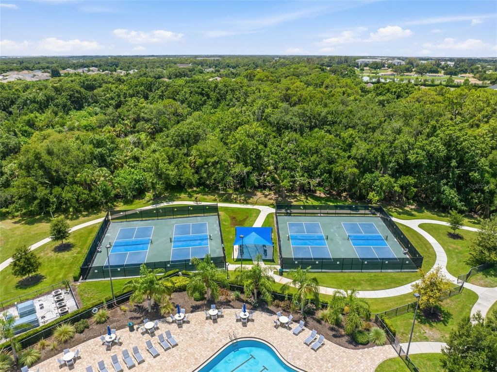 Image 93 of property listing at 289 PETREL TRAIL, Bradenton, FL 34212