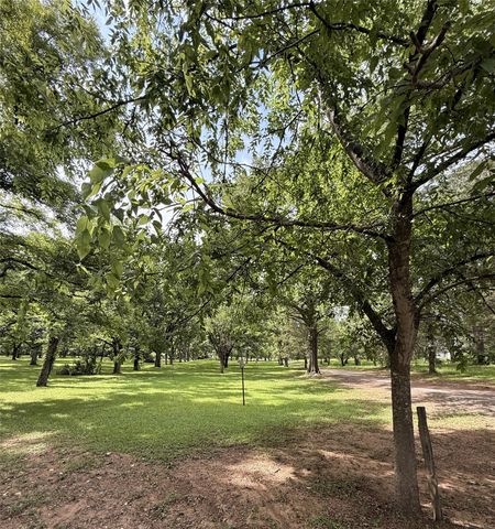 802 Caddo Lease, Mooringsport, LA 71060