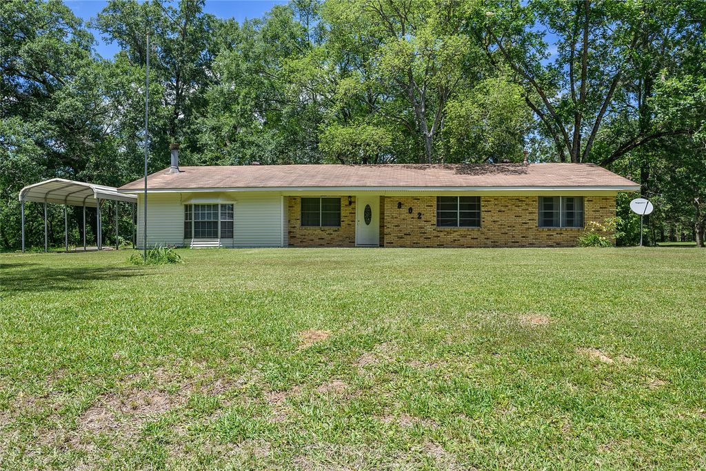 802 Caddo Lease, Mooringsport, LA 71060