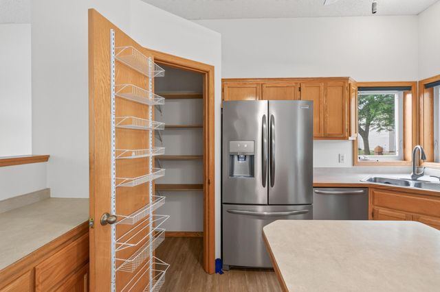 320 12th Street, Farmington, MN 55024