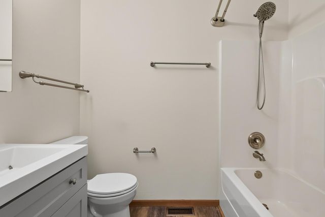 320 12th Street, Farmington, MN 55024