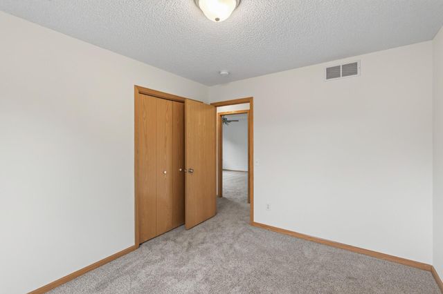 320 12th Street, Farmington, MN 55024
