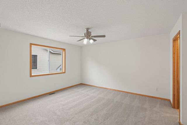 320 12th Street, Farmington, MN 55024