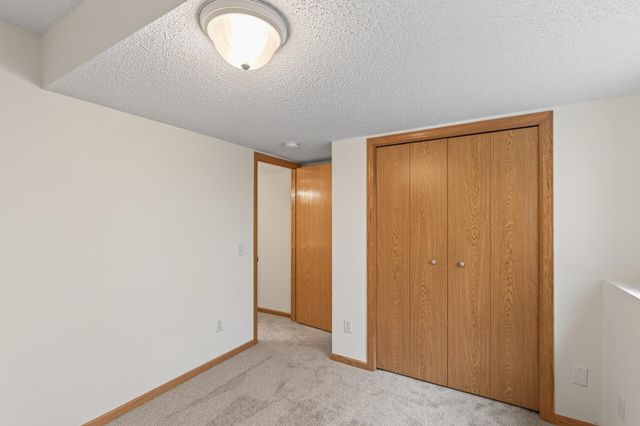 320 12th Street, Farmington, MN 55024