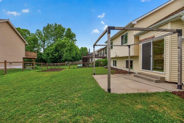 320 12th Street, Farmington, MN 55024
