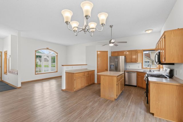 320 12th Street, Farmington, MN 55024