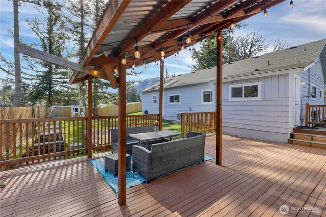 212 7th Street, Gold Bar, WA 98251