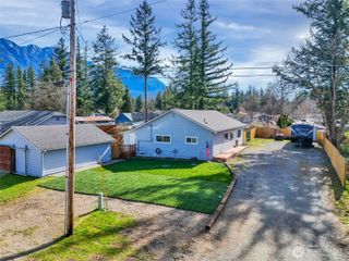 212 7th Street, Gold Bar, WA 98251