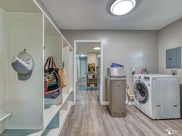 8307 Whiteford Road, Whiteford Twp, MI 49267