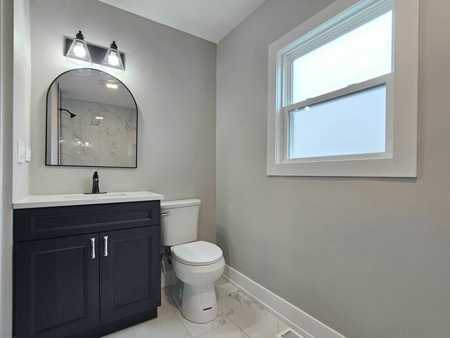 919 Dartmouth Avenue, Matteson, IL 60443
