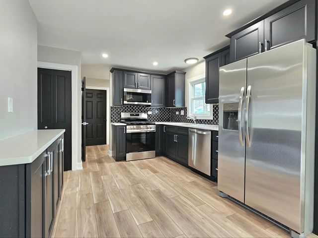 919 Dartmouth Avenue, Matteson, IL 60443