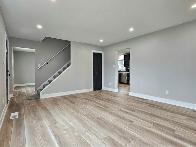 919 Dartmouth Avenue, Matteson, IL 60443