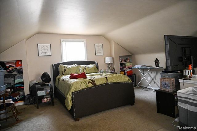 19330 Tracey Street, Detroit, MI 48235