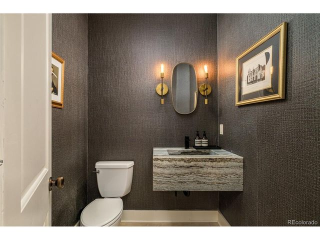 3050 S Bellaire St, Denver, CO 80222