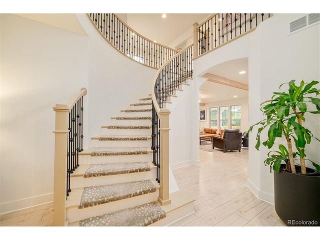 3050 S Bellaire St, Denver, CO 80222