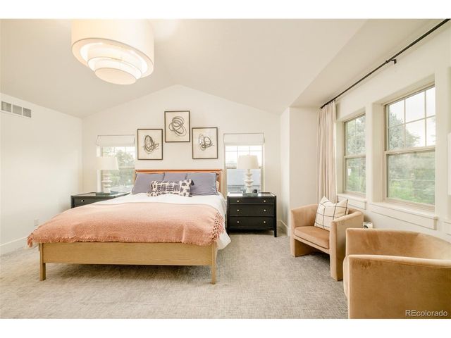 3050 S Bellaire St, Denver, CO 80222