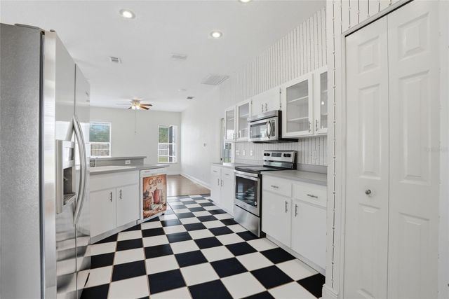 3440 SILVERSTONE COURT, Plant City, FL 33566