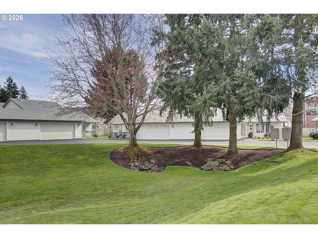8327 Ne 54TH St, Vancouver, WA 98662