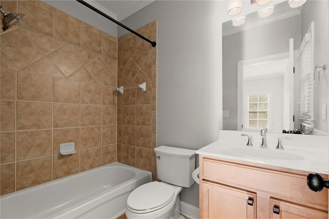 6272 Mount Vernon Oaks Drive, Sandy Springs, GA 30328