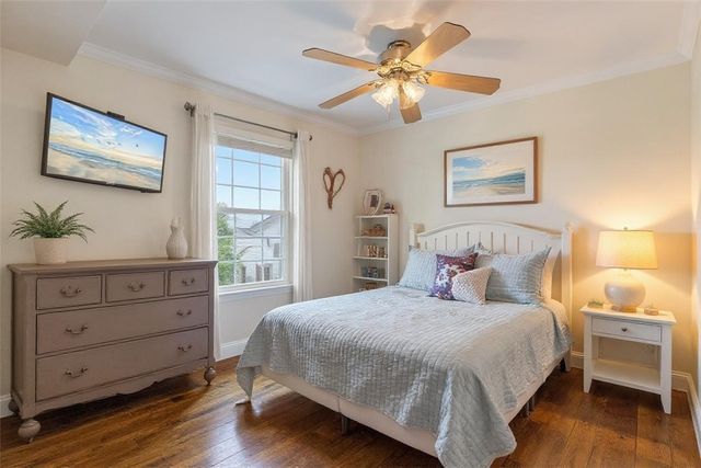 115 W Grandview Avenue, Zelienople Boro, PA 16063