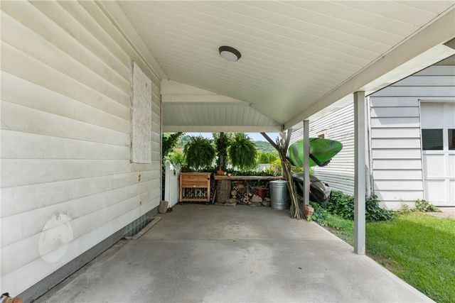 115 W Grandview Avenue, Zelienople Boro, PA 16063