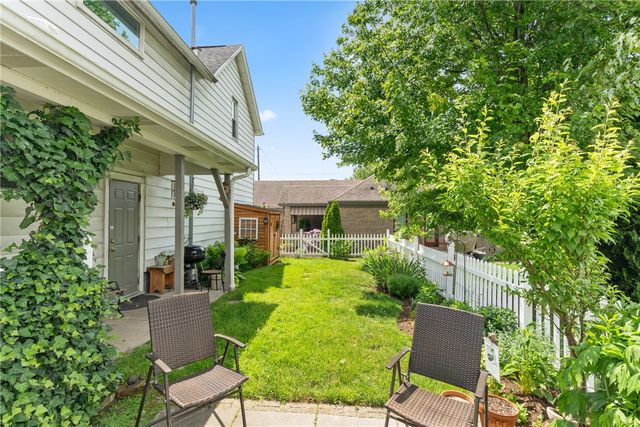 115 W Grandview Avenue, Zelienople Boro, PA 16063