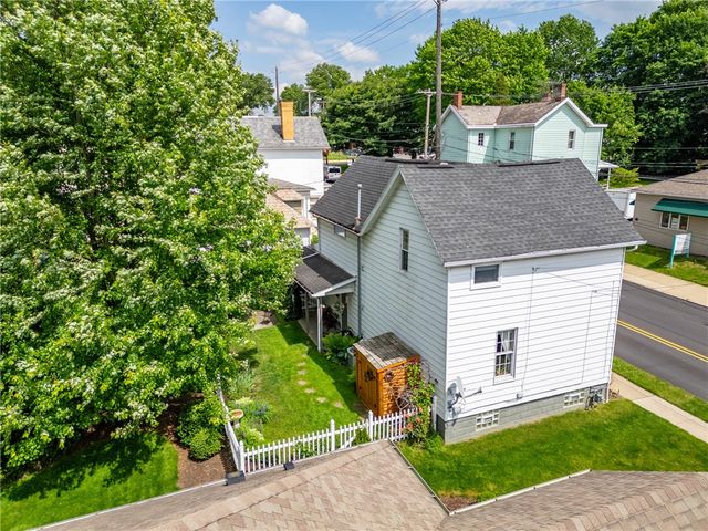 115 W Grandview Avenue, Zelienople Boro, PA 16063