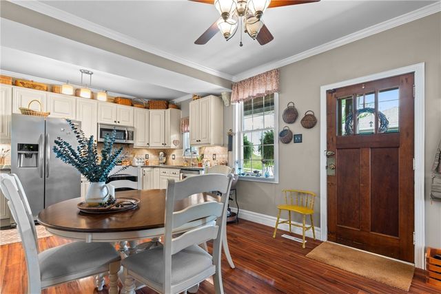 115 W Grandview Avenue, Zelienople Boro, PA 16063