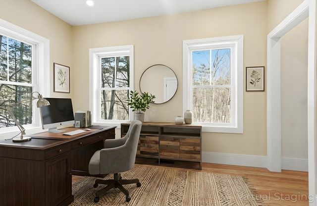 374 Brandy Brow, Haverhill, MA 01830