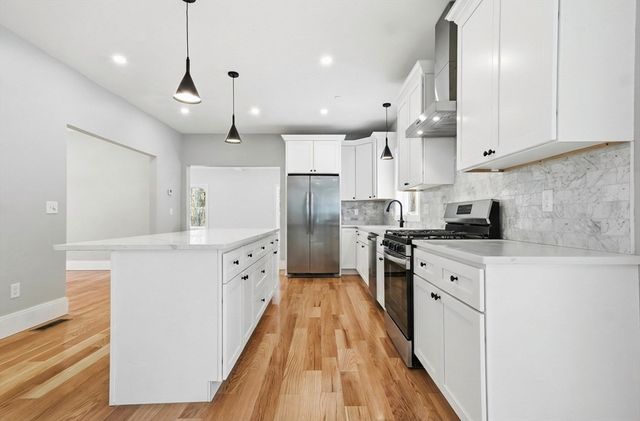 374 Brandy Brow, Haverhill, MA 01830