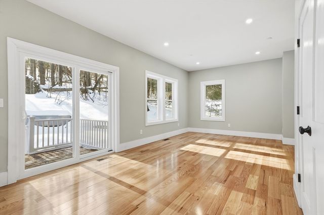 374 Brandy Brow, Haverhill, MA 01830