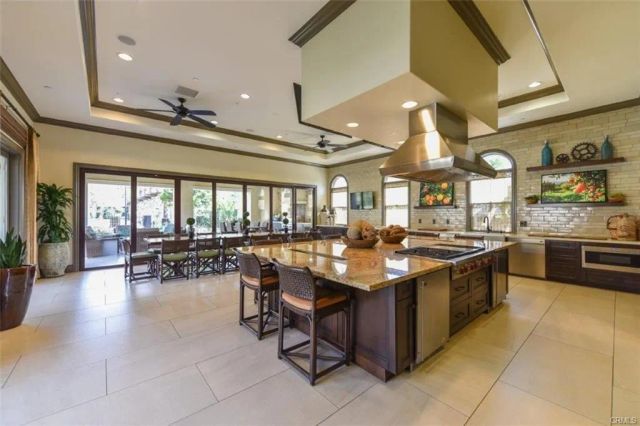 16 Dahlia, Lake Forest, CA 92630