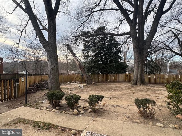 491 N LATHAM ST N, Alexandria, VA 22304