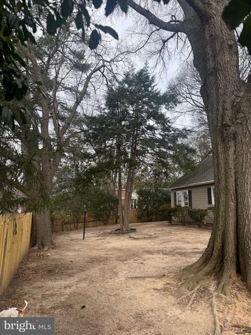 491 N LATHAM ST N, Alexandria, VA 22304