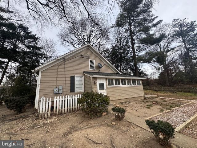 491 N LATHAM ST N, Alexandria, VA 22304