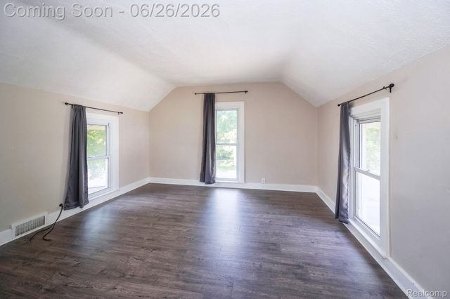 250 1st Street, Milan, MI 48160